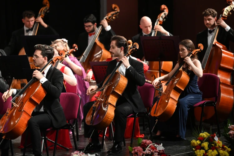 Румънски национален оркестър | К. Мандеал | Светлин Русев, Юлиан Щекел  5